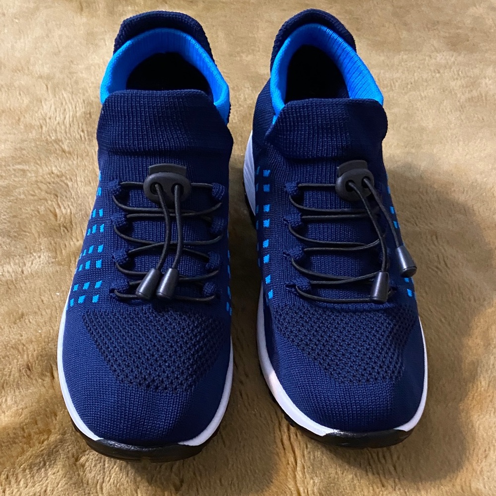 Women’s Navy Blue Slip-On Athletic Sneakers - Lightweight Comfort